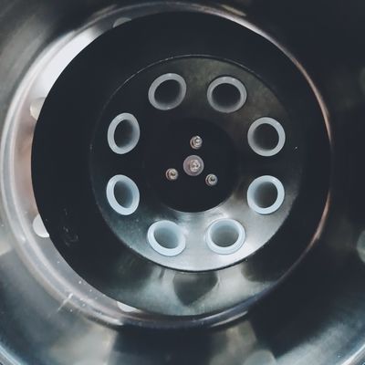 Lärmarme medizinisches Laborzentrifugen-biologische Sicherheits-luftdichter Winkel-Rotor